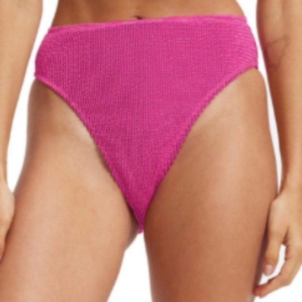 NWT Good American Always Fits Sculpt
Bikini Bottoms In Fuschia Pink